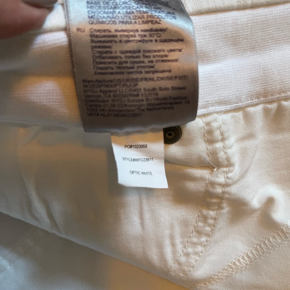 NYDJ White Wide Leg Cropped Jeans, 3X - Picture 6 of 9